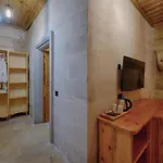 Concept Cave House Otel