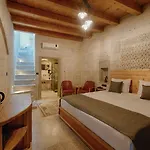 Otel Concept Cave House 5*